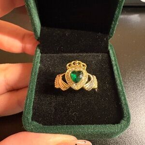 Claddagh Emerald Heart Ring
